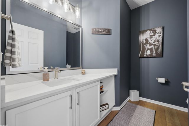 2747 Castlemartin Court, Oakland, MI 48306