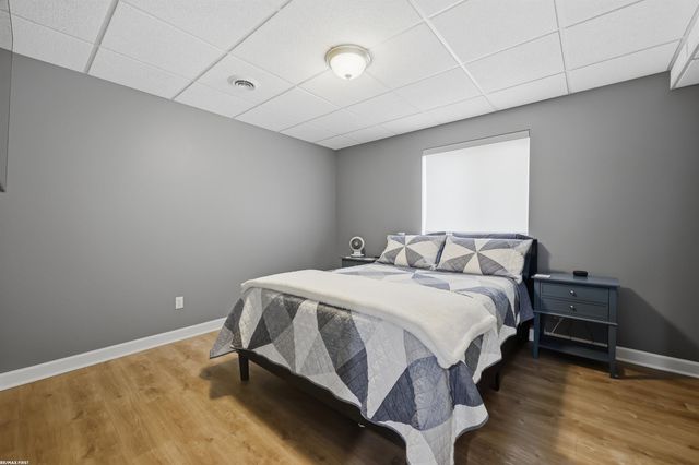 2747 Castlemartin Court, Oakland, MI 48306