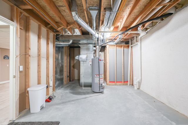 2747 Castlemartin Court, Oakland, MI 48306