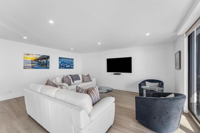 250 S Ocean Boulevard 4f, Boca Raton, FL 33432