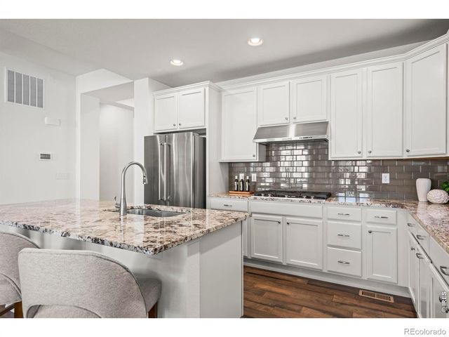 4425 Angelina Circle, Longmont, CO 80503