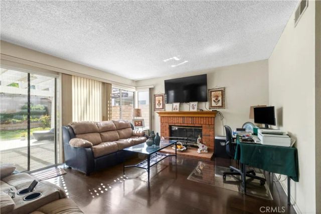 11425 American River Rd, Corona, CA 92878