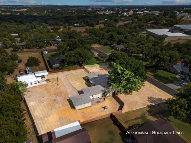 3709 Pecan Park Drive, Weatherford, TX 76087