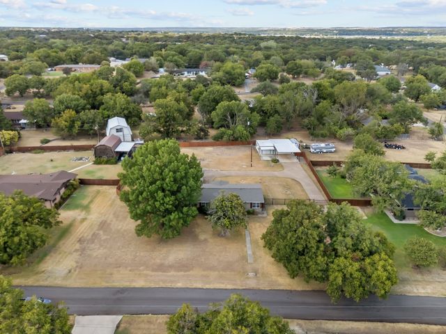 3709 Pecan Park Drive, Weatherford, TX 76087