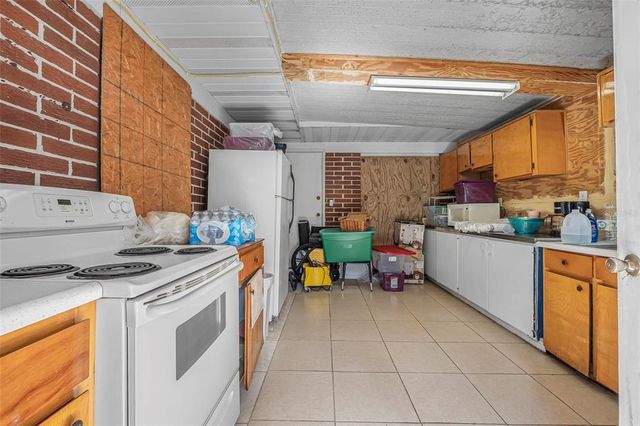 2620 DOYLE ROAD, Deltona, FL 32738