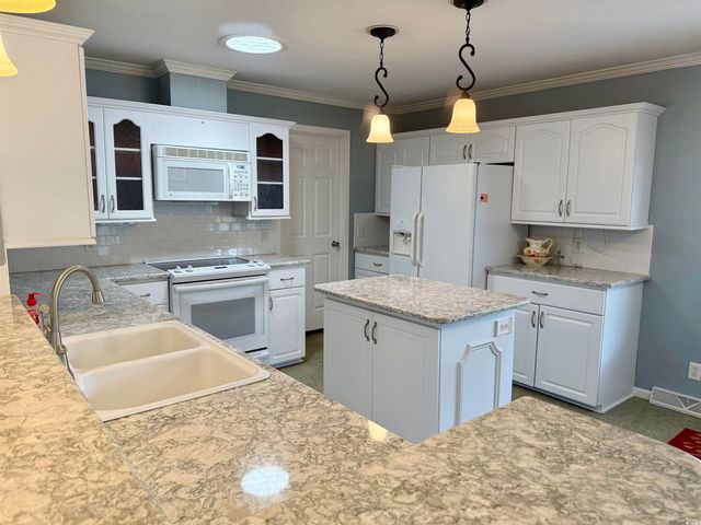 216 Walden Lake Rd., Conway, SC 29526