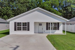 715 E Lincoln St, Tullahoma, TN 37388