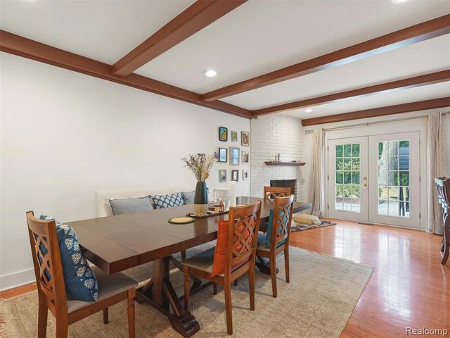 19938 S Waltham Road, Beverly Hills, MI 48025