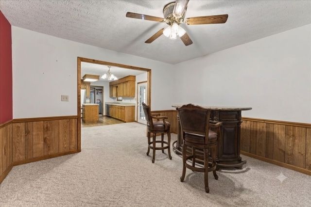 1649 N Main St, Tennessee Ridge, TN 37178