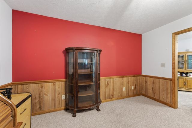 1649 N Main St, Tennessee Ridge, TN 37178