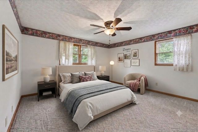 1649 N Main St, Tennessee Ridge, TN 37178