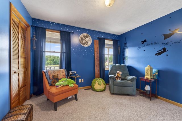 1649 N Main St, Tennessee Ridge, TN 37178