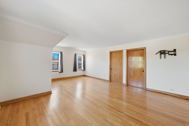 7058 S Fairfield Avenue 2, Chicago, IL 60629