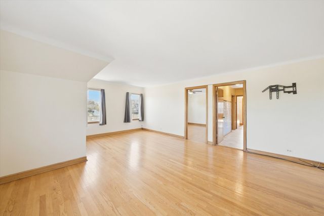 7058 S Fairfield Avenue 2, Chicago, IL 60629