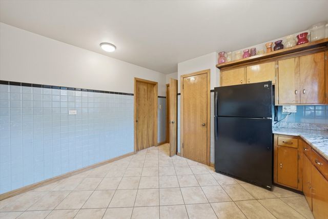 7058 S Fairfield Avenue 2, Chicago, IL 60629