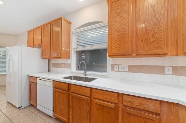 2638 Long Leaf Drive, Sugar Land, TX 77478