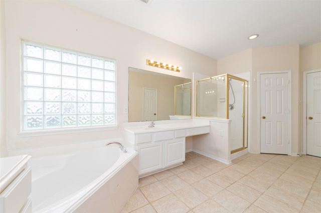 2638 Long Leaf Drive, Sugar Land, TX 77478