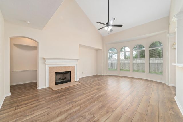 2638 Long Leaf Drive, Sugar Land, TX 77478