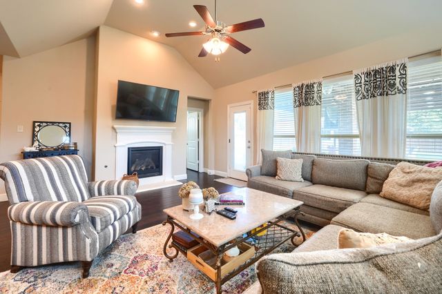 2406 Lucerne Drive, Rowlett, TX 75089