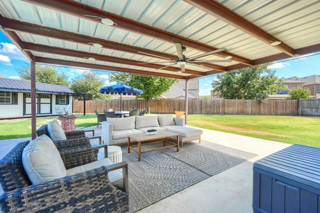 2406 Lucerne Drive, Rowlett, TX 75089