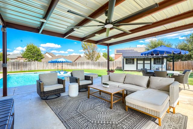 2406 Lucerne Drive, Rowlett, TX 75089
