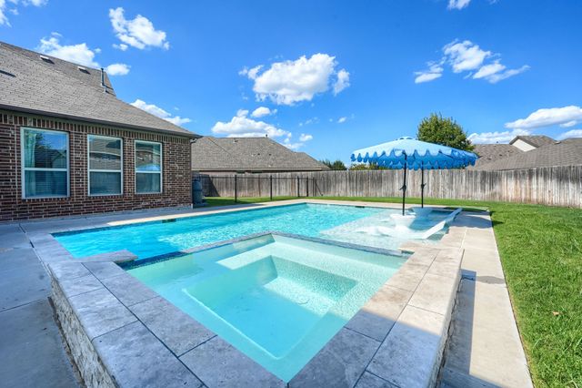 2406 Lucerne Drive, Rowlett, TX 75089