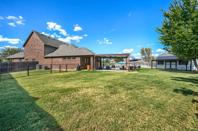 2406 Lucerne Drive, Rowlett, TX 75089
