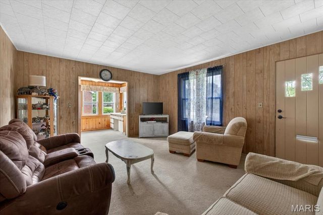 2304 Caseyville Avenue, Swansea, IL 62226