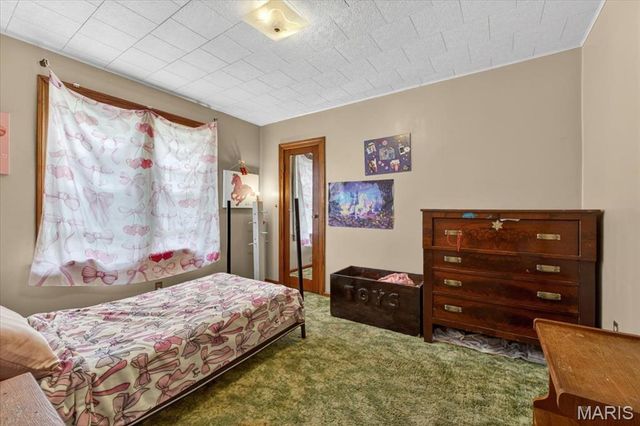 2304 Caseyville Avenue, Swansea, IL 62226