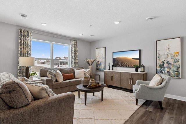 13676 Kaylemore Trail, Rosemount, MN 55068