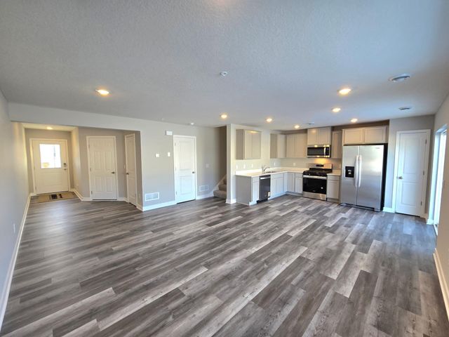 13676 Kaylemore Trail, Rosemount, MN 55068