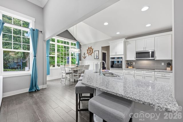 6957 Pin Oaks Drive, Denver, NC 28037