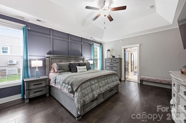 6957 Pin Oaks Drive, Denver, NC 28037