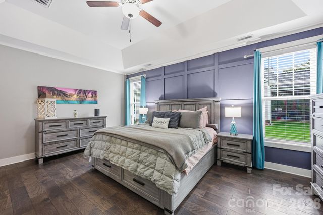 6957 Pin Oaks Drive, Denver, NC 28037