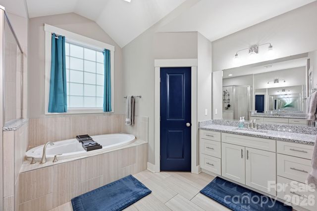 6957 Pin Oaks Drive, Denver, NC 28037