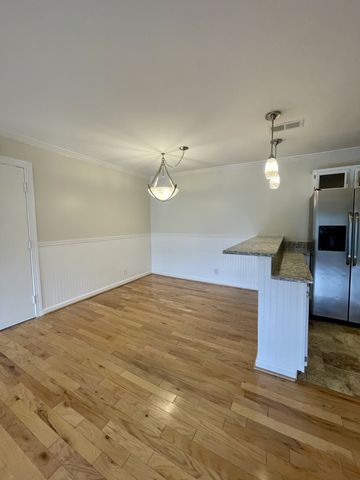 21 Vaughns Gap Rd 28 B, Nashville, TN 37205