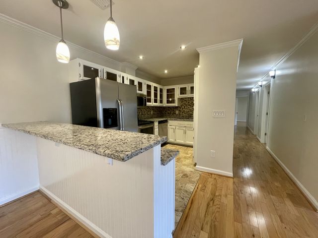 21 Vaughns Gap Rd 28 B, Nashville, TN 37205