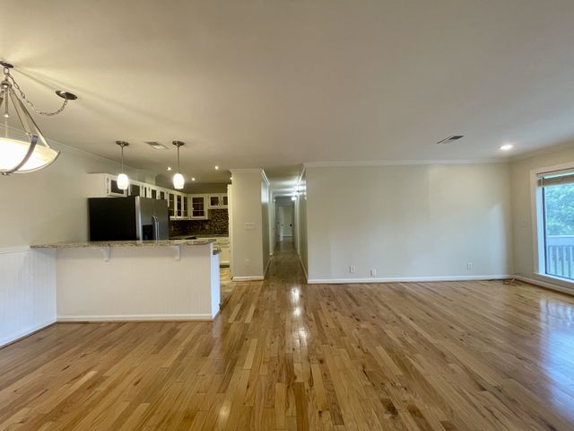 21 Vaughns Gap Rd 28 B, Nashville, TN 37205