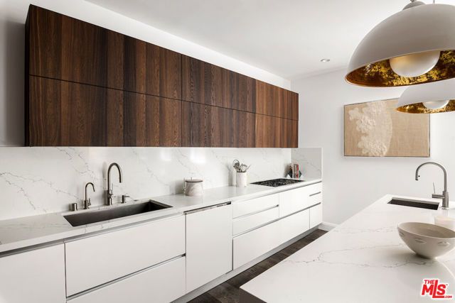 732 Huntley Drive 1, West Hollywood, CA 90069