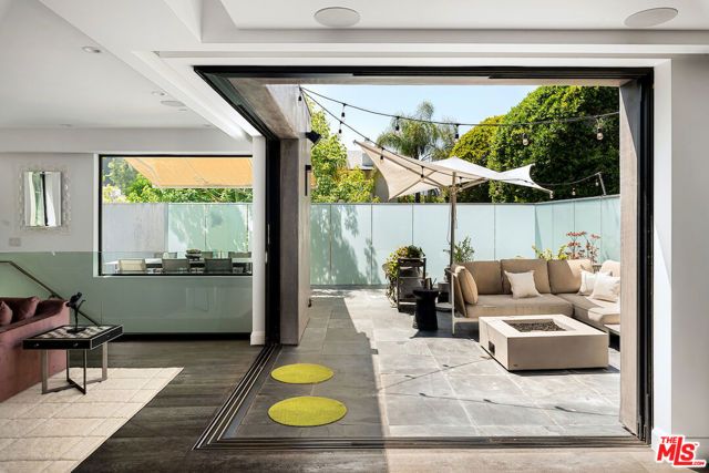 732 Huntley Drive 1, West Hollywood, CA 90069
