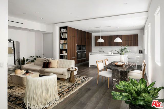 732 Huntley Drive 1, West Hollywood, CA 90069