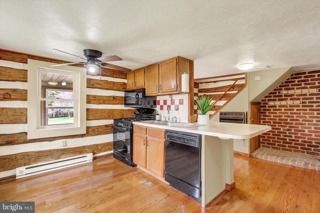 1250 NEW RD, Orrtanna, PA 17353