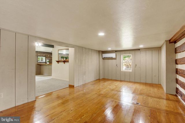 1250 NEW RD, Orrtanna, PA 17353