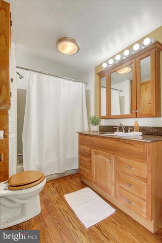 1250 NEW RD, Orrtanna, PA 17353