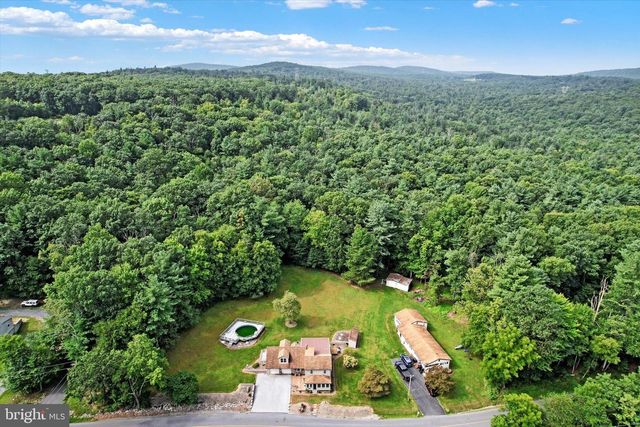 1250 NEW RD, Orrtanna, PA 17353