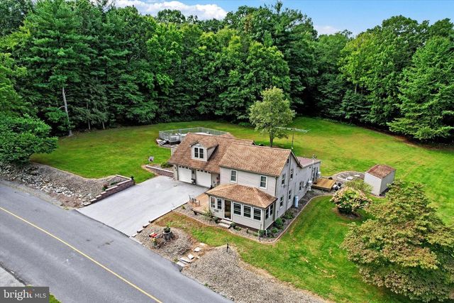 1250 NEW RD, Orrtanna, PA 17353