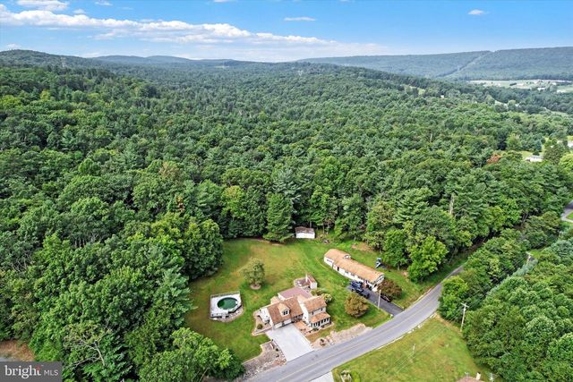 1250 NEW RD, Orrtanna, PA 17353