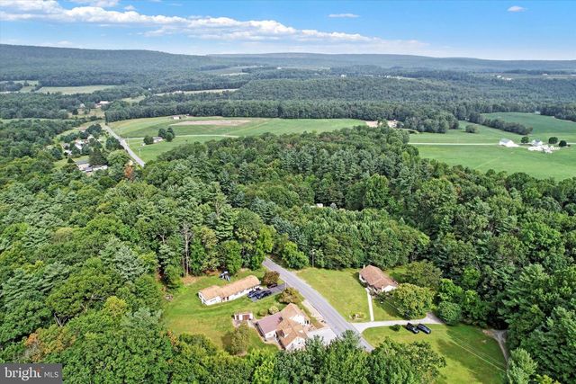 1250 NEW RD, Orrtanna, PA 17353