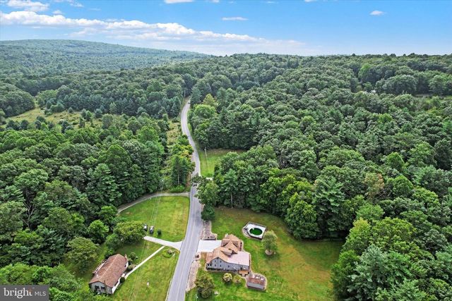 1250 NEW RD, Orrtanna, PA 17353
