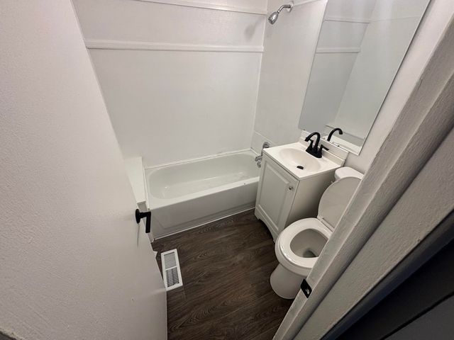 121-123 Parkview Avenue, La Porte, IN 46350